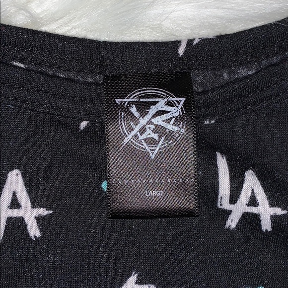 👚⬇️ EUC. Women’s Young&Reckless Muscle Tee-Shirt - Picture 4 of 8